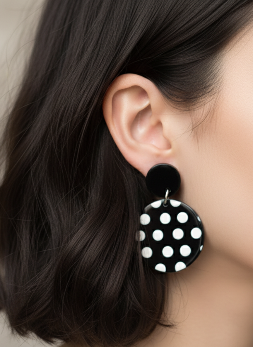 💓Aros Retro que Vuelven a Ser Tendencia ¡Recibe GRATIS su Estuche de Regalo!🖤🤍