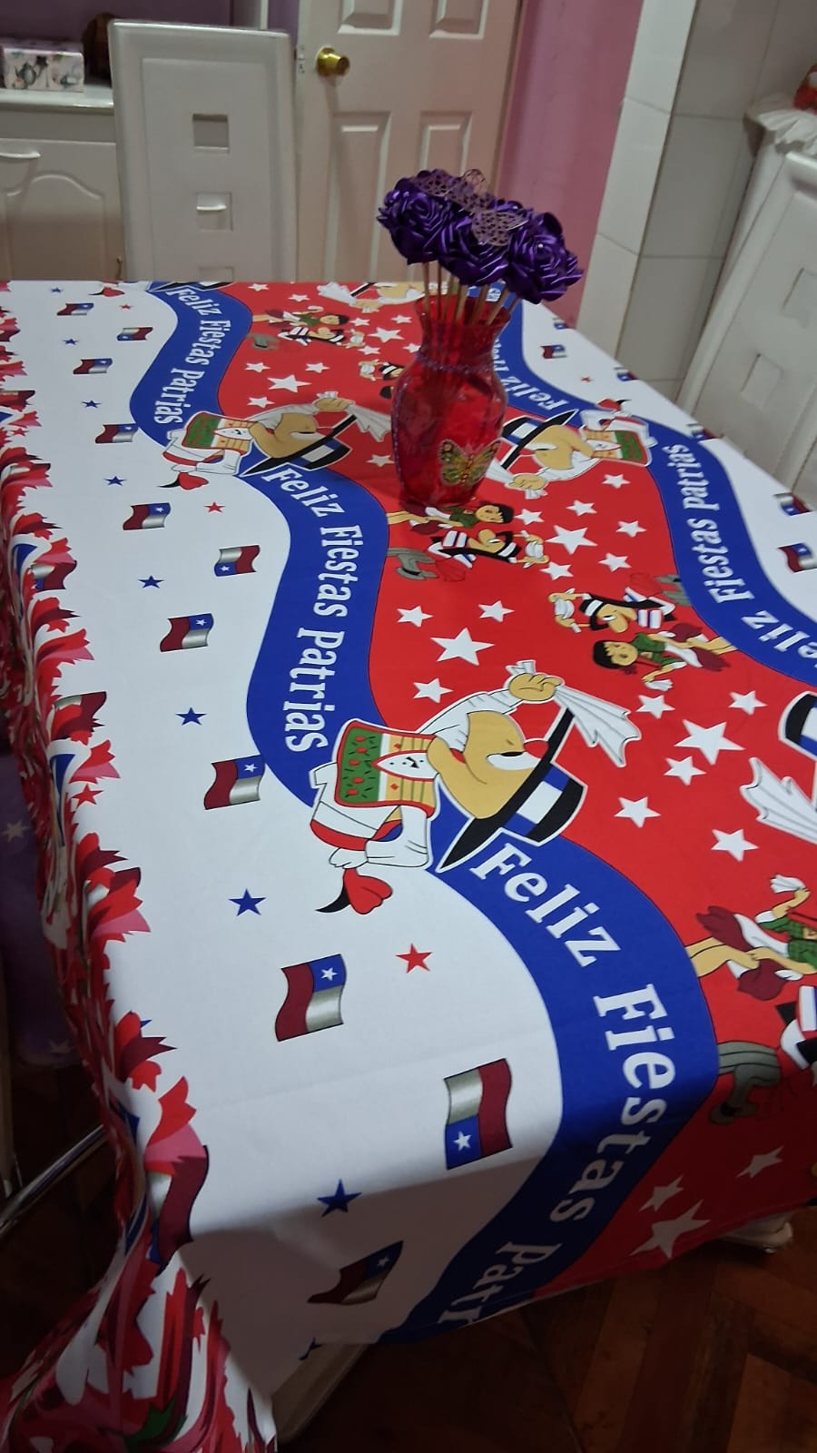Manteles de Condorito 😉 dale un estilo a tu mesa este 18!! 🦜