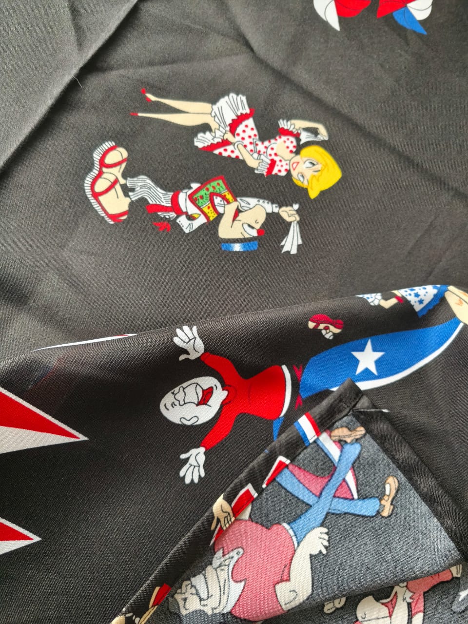 Manteles de Condorito 😉 dale un estilo a tu mesa este 18!! 🦜