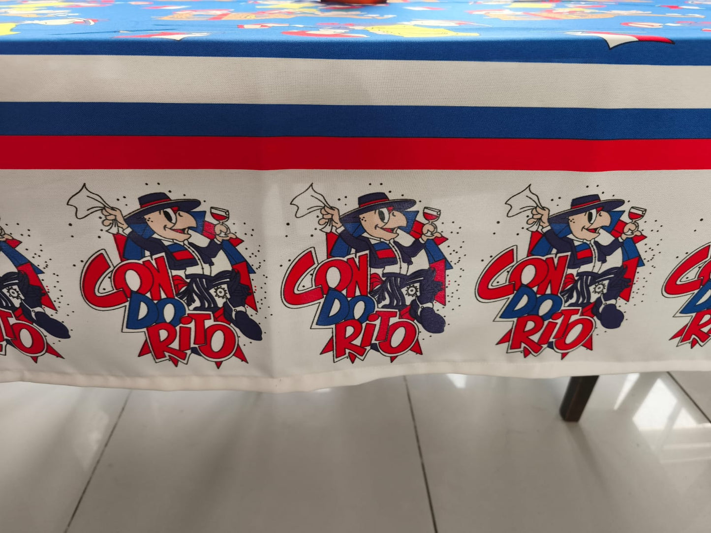 Manteles de Condorito 😉 dale un estilo a tu mesa este 18!! 🦜