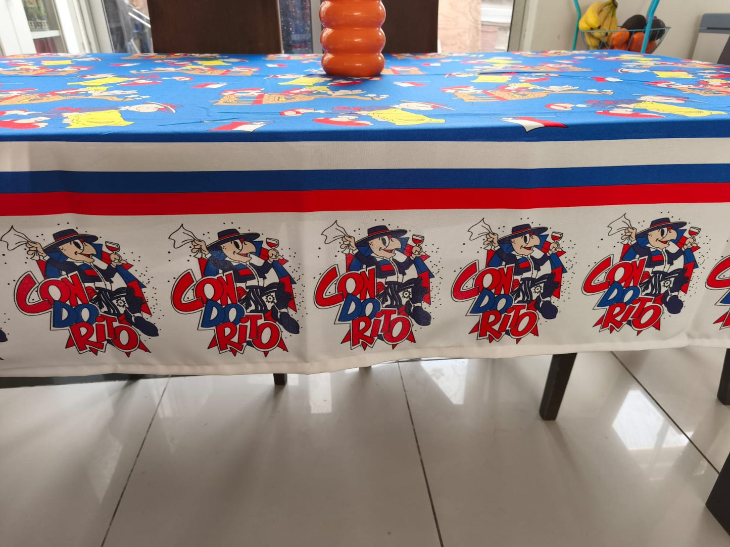 Manteles de Condorito 😉 dale un estilo a tu mesa este 18!! 🦜