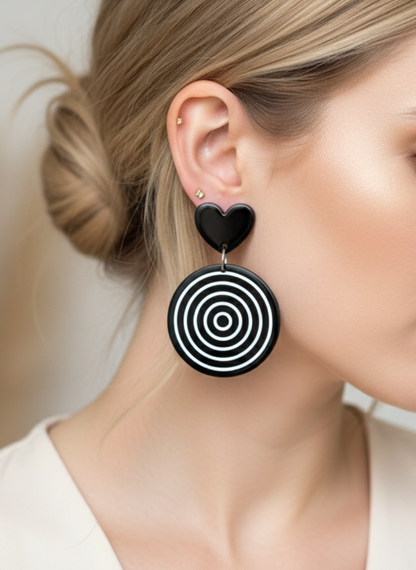 💖Aros Corazón & Espiral ¡Recibe GRATIS su Estuche de Regalo!🌀👀