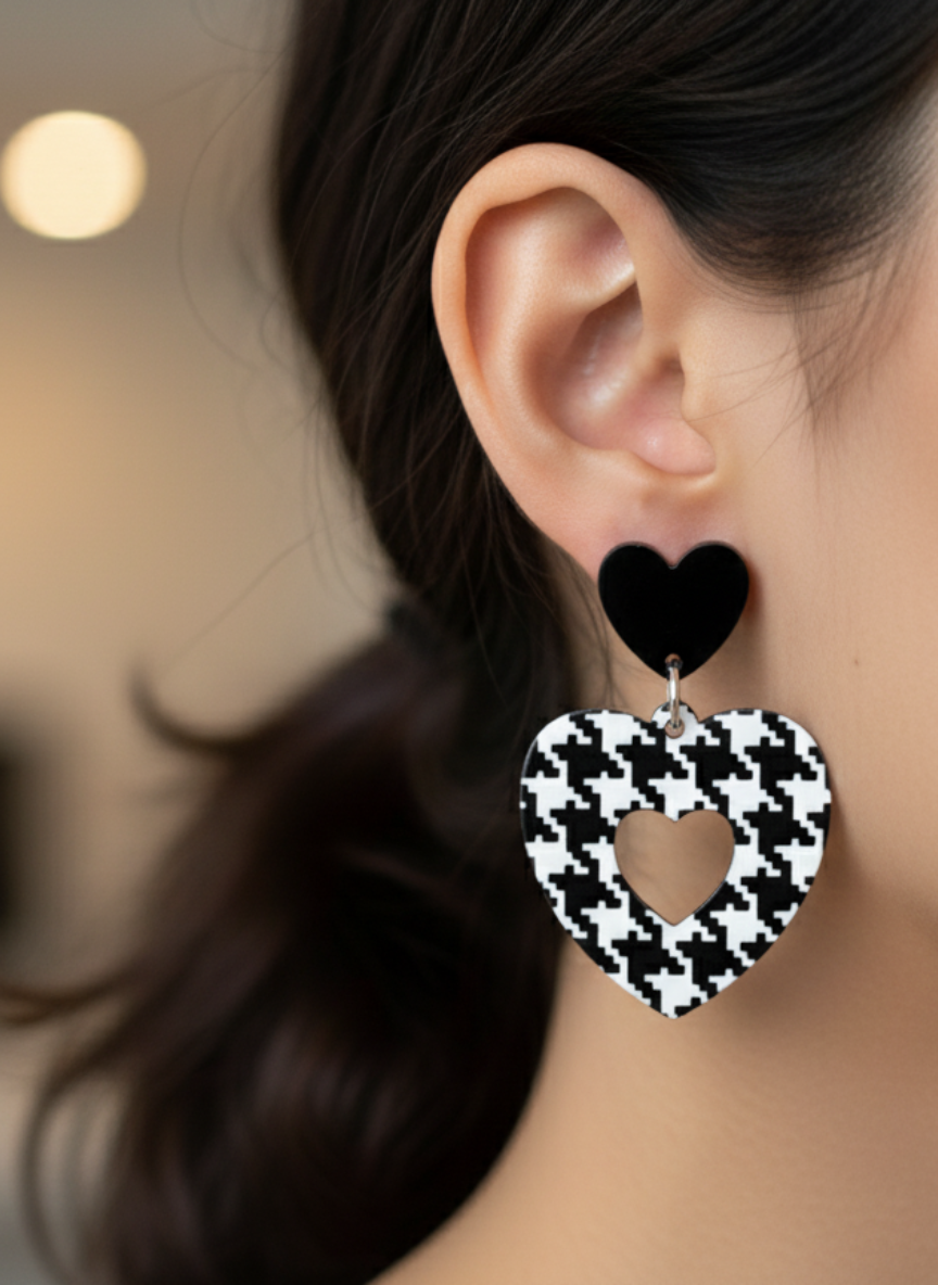 💘Aros Corazón que Robarán Miradas ¡Recibe GRATIS su Estuche de Regalo!😍