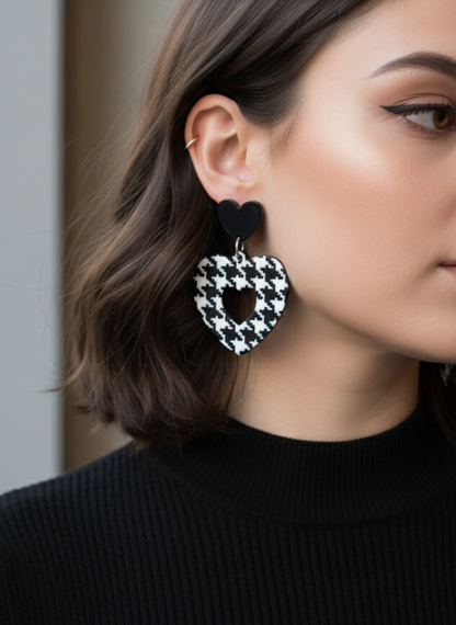 💘Aros Corazón que Robarán Miradas ¡Recibe GRATIS su Estuche de Regalo!😍