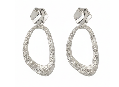 ✨Aros Modernos con Textura que te Harán Brillar! ¡Recibe GRATIS su Estuche de Regalo!✨