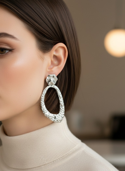 ✨Aros Modernos con Textura que te Harán Brillar! ¡Recibe GRATIS su Estuche de Regalo!✨