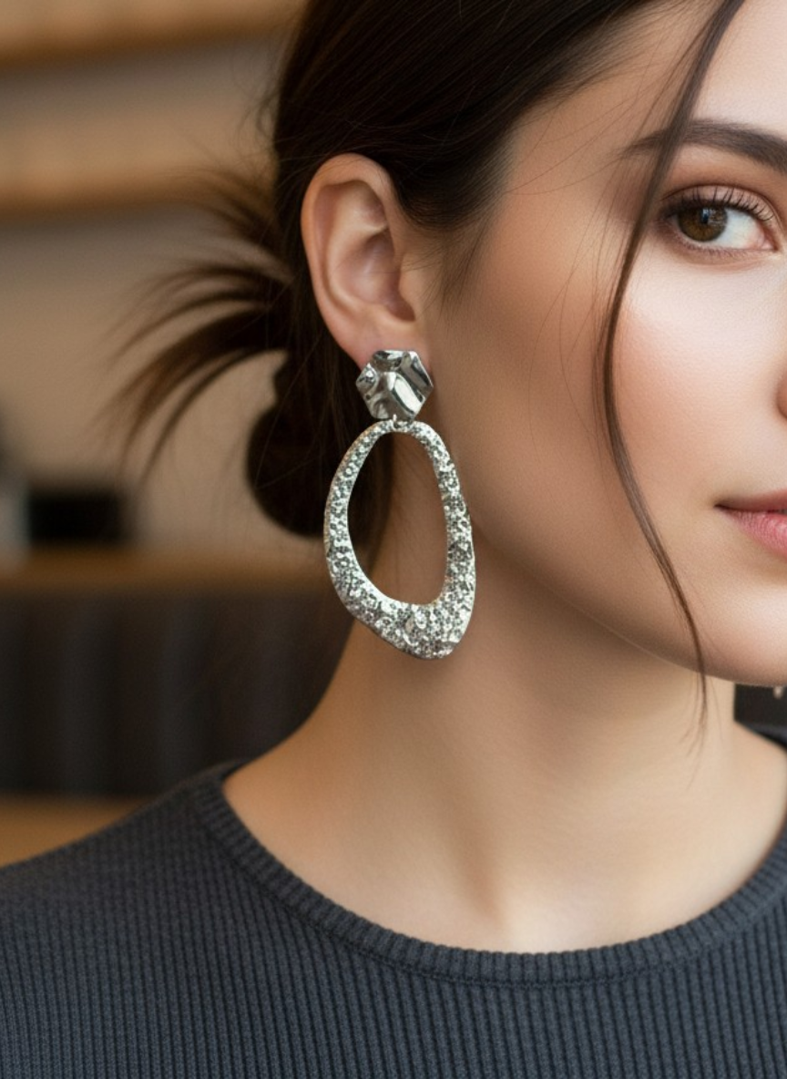 ✨Aros Modernos con Textura que te Harán Brillar! ¡Recibe GRATIS su Estuche de Regalo!✨