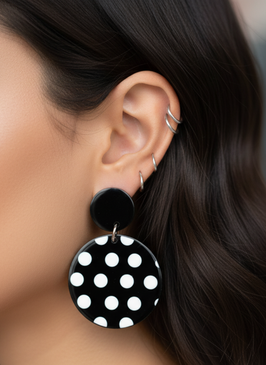 💓Aros Retro que Vuelven a Ser Tendencia ¡Recibe GRATIS su Estuche de Regalo!🖤🤍