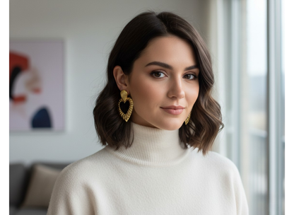 💛Aros Corazón Dorado con Textura ¡Recibe GRATIS su Estuche de Regalo!💛