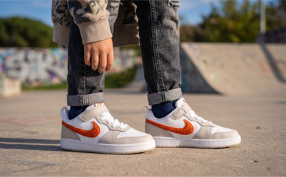 ZAPATILLAS NIÑO NIKE CASUALES BLANCO COURT BOROUGH LOW ESS+ (GS)