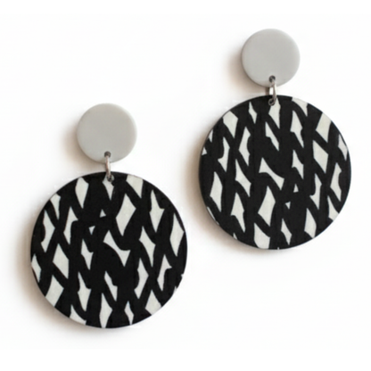 ✨Aros Gráficos ¡Recibe GRATIS su Estuche de Regalo!🖤