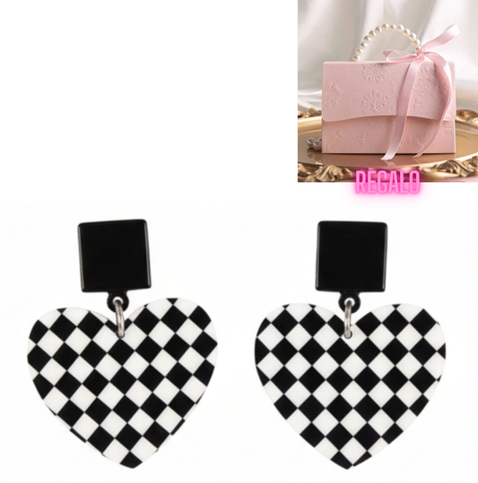 💕Aros Corazón Checker ¡Recibe GRATIS su Estuche de Regalo!😍🏁