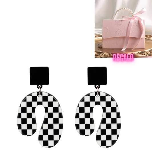 🤩Aros Curvos en Blanco y Negro ¡Recibe GRATIS su Estuche de Regalo!🏁 🖤🤍