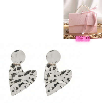 ✨Aros Corazón Martillado ¡Recibe GRATIS su Estuche de Regalo!✨