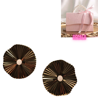 ✨Aros Golden Pleats ¡Recibe GRATIS su Estuche de Regalo!✨
