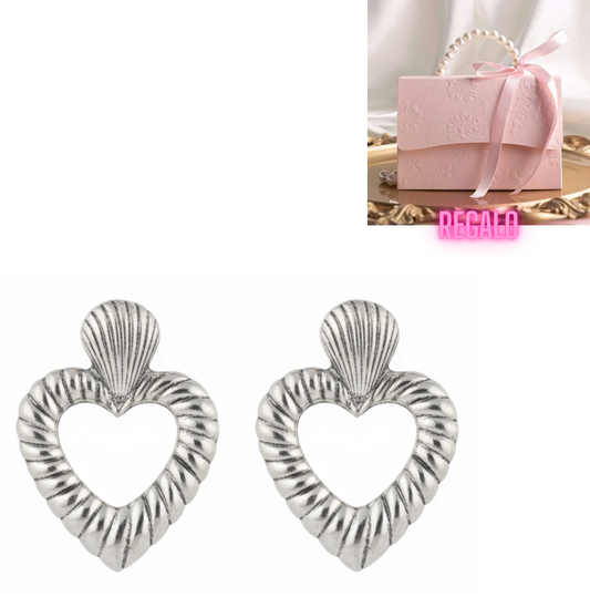 💘Aros Corazón Metalizado ¡Recibe GRATIS su Estuche de Regalo!💘