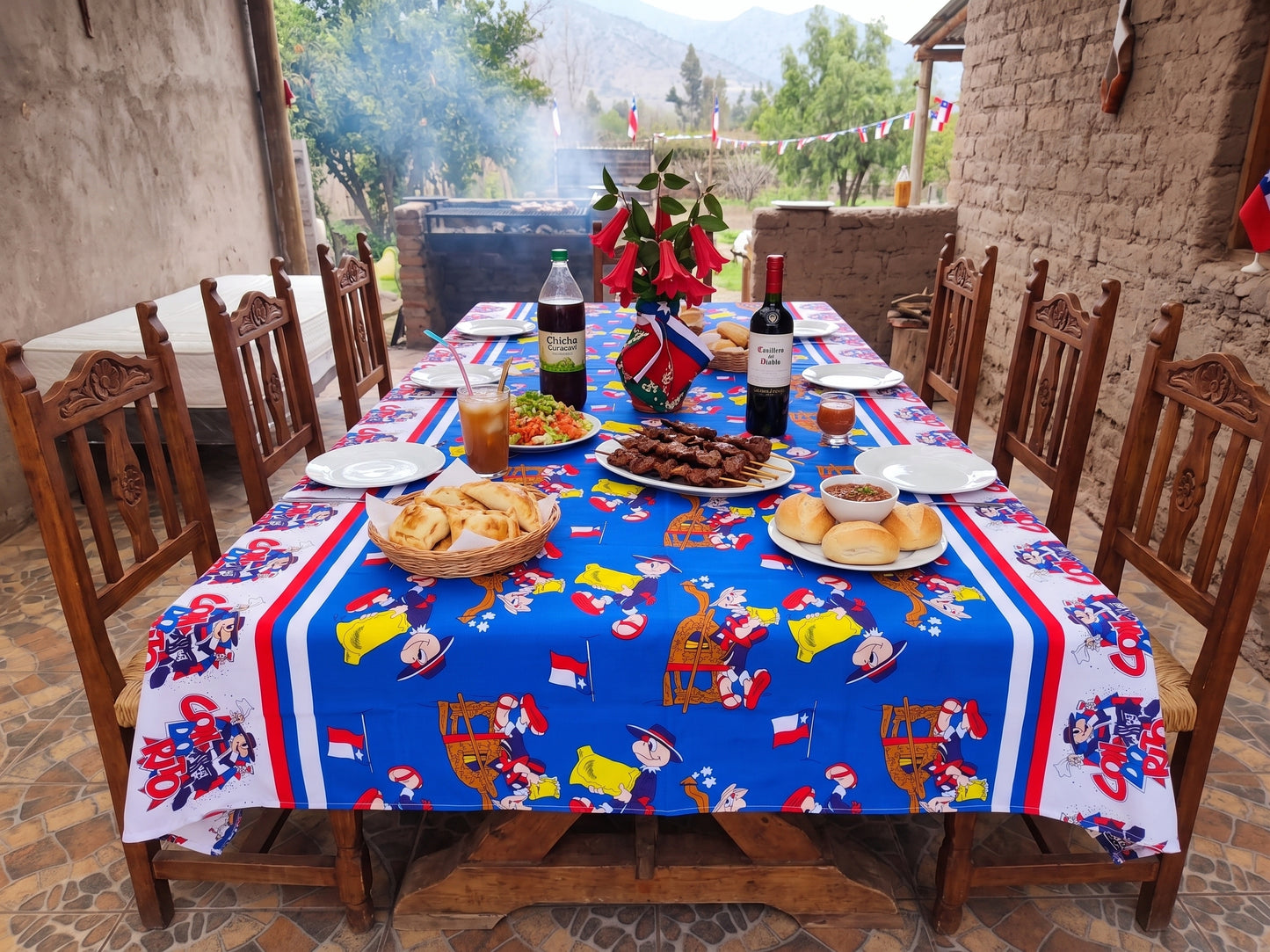💗 Mantel Fiestas Patrias Diseño Condorito - Género 150x200cms - Azul