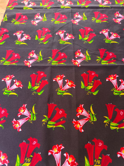 🥀 Mantel Fiestas Patrias Diseño Copihues - Género 150x200cms